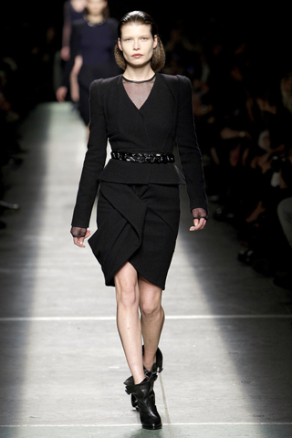 Spencer negro falda con pliegues negra Givenchy