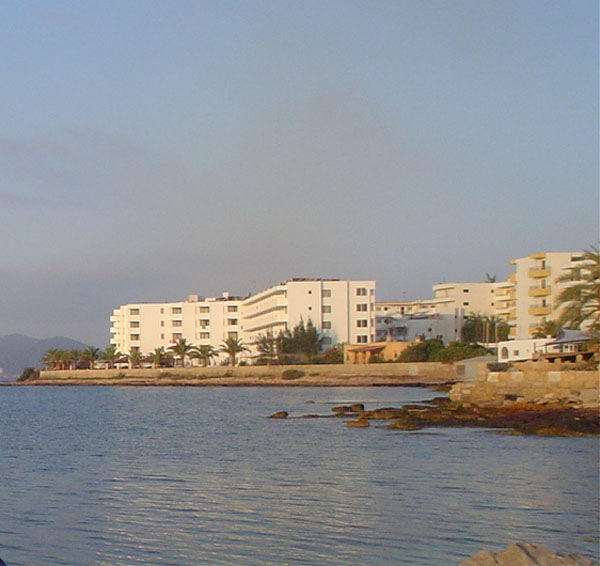 Playa  en Ibiza hotel Esvive