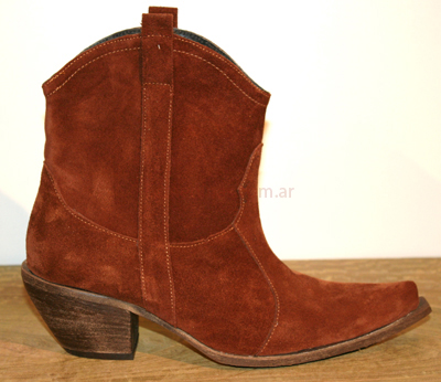 Mancora coleccion invierno 2011 bota texana gamuza marron chocolate