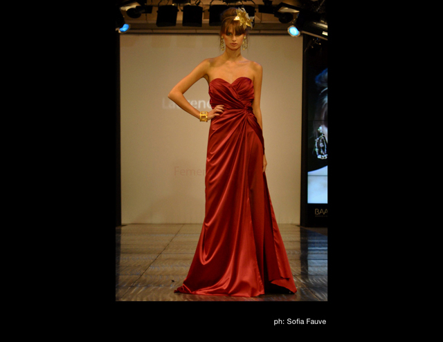 Laurencio Adot coleccion 2011 vestido fiesta strapless.jpeg