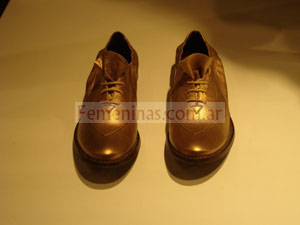 zapatos color cobre