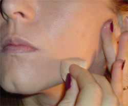 Maquillarse para disimular imperfecciones de la piel