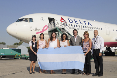 Delta Air Lines junto a  MACMA ante  la llegada del Pink Plane