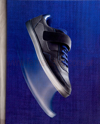 Zapatillas negras con detalles azules Louis Vuitton men