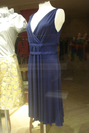 vestido azul gasa