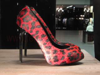 Zapatos animal print rojo y negro  Dolce & Gabbana