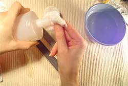 Sacar el esmalte de uñas