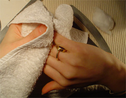 Secate bien las manos con una toalla