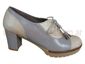 Zapato gris con taco Modelo Rome