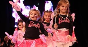 Con un objetivo benéfico se realizó la primera edición del Barbie Fashion Show en Rosario
